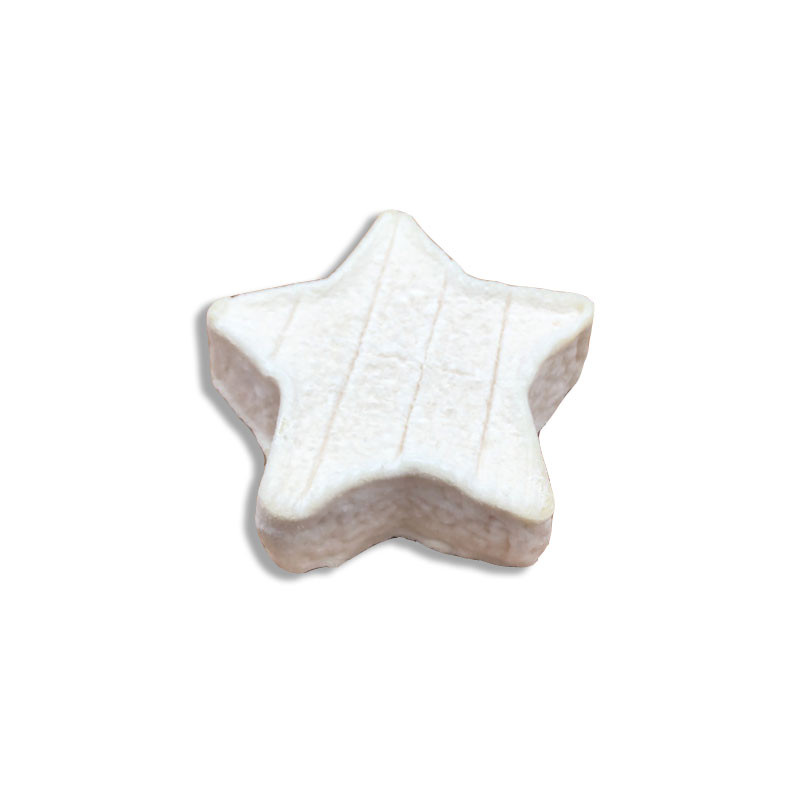 Etoile du Berger, Les Frères Marchands selection.
A cheese made from fresh goat's milk. Etoile du Berger, Les Frères Marchands selection.
A cheese made from fresh goat's milk.